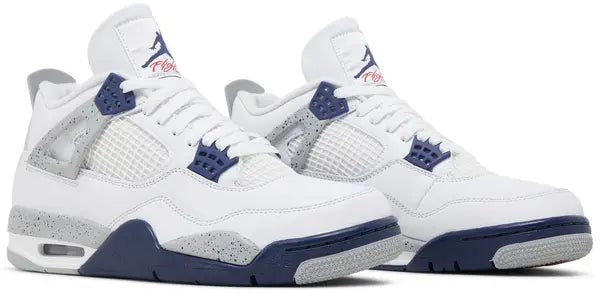 Midnight Navy Jordan 4’s